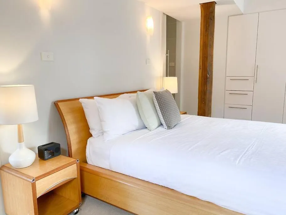 Luxury Hobart Waterfront Apartment With Views! Australien